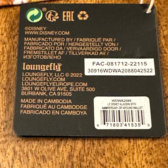 LOUNGEFLY DISNEY ALADDIN 30TH ANNIVERSARY ZIP AROUND WALLET - Picture 10 of 15